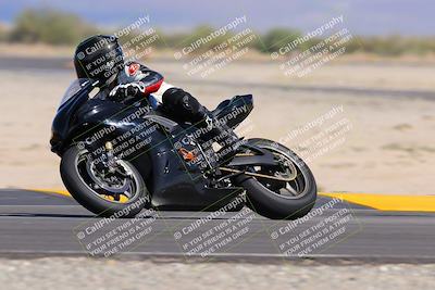 media/Oct-08-2022-SoCal Trackdays (Sat) [[1fc3beec89]]/Turn 16 (125pm)/